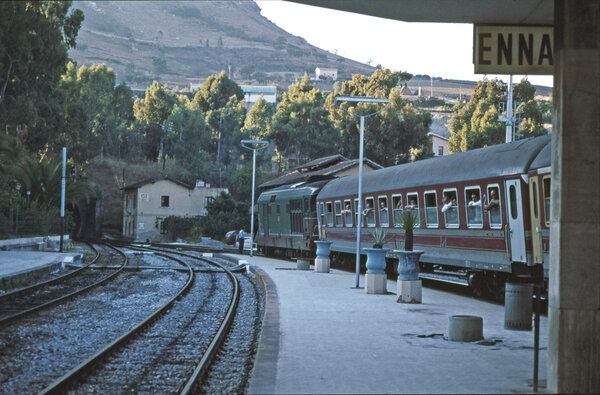 D443 col Freccia del Sud a Enna