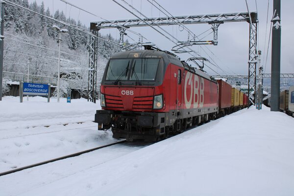 ÖBB Siemens Vectron 1293-015