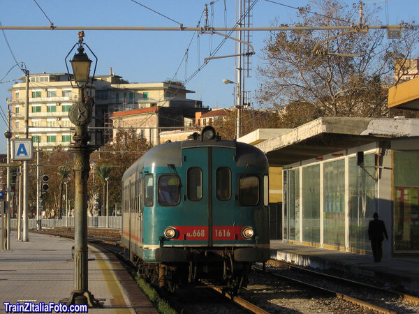 ALn668 1616 Catania Centrale