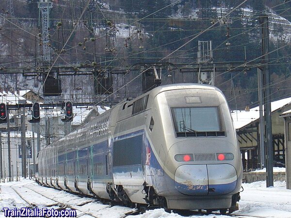 TGV in partenza per Parigi