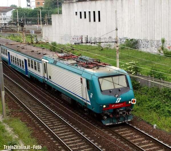 E464 071