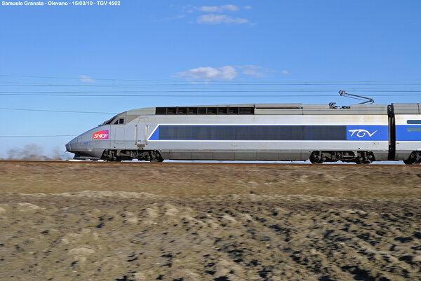 TGV in panning...
