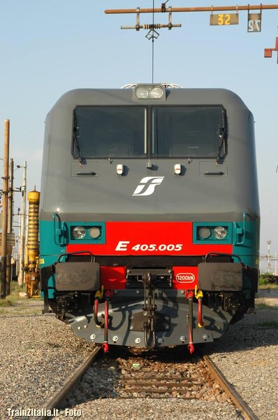 E405 005