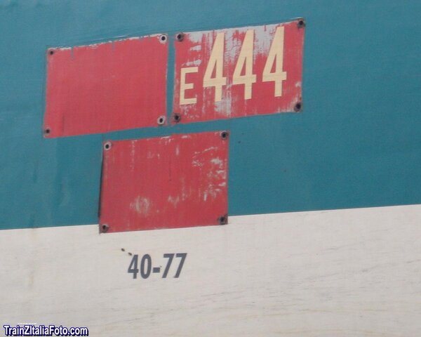 E444.086