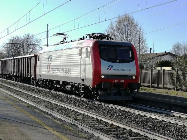 E412-009 Mercitalia Rail.JPG