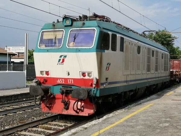 E652 171 Trenitalia livrea XMPR