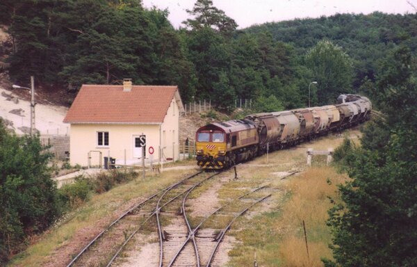 Class 66 in partenza