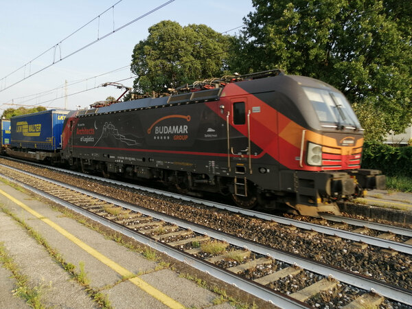 More information about "Siemens Vectron 383 301 Budamar - Spissky Hrad"