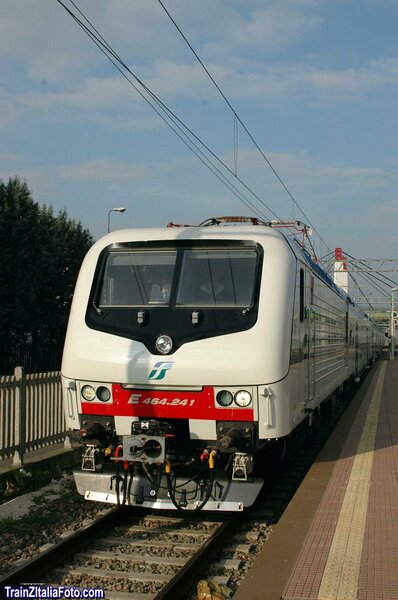 E464 241
