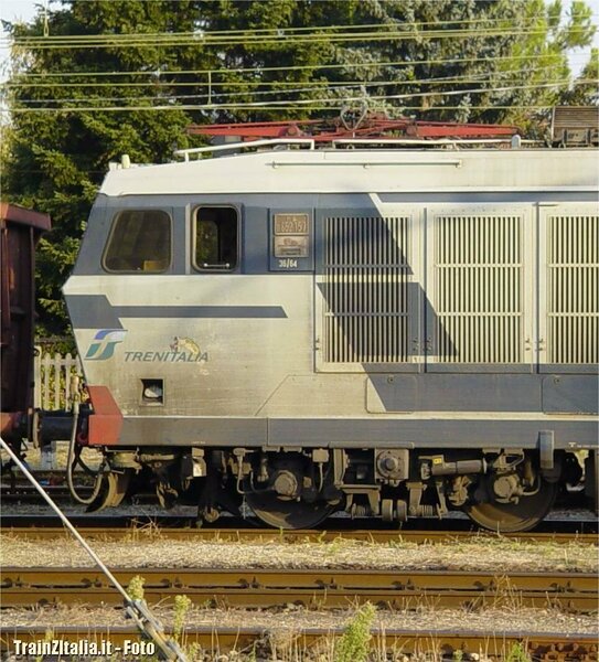 E652