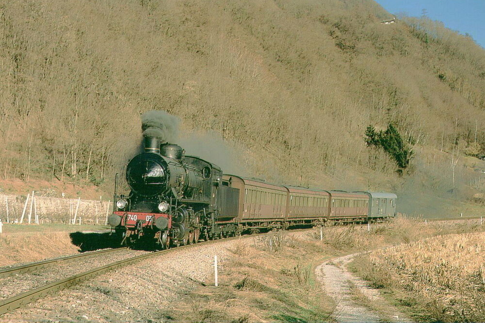 740.032.jpg