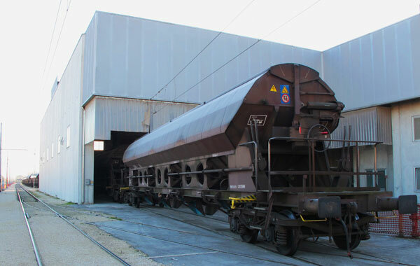 agriservice-5.jpg.d5905a597d4efbed95abc2fde94ca842.jpg