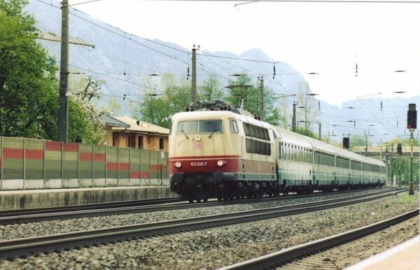 Br103 245-7