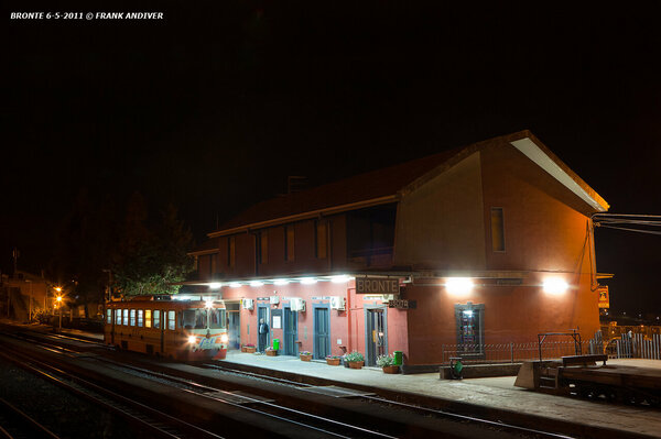 AUTOMOTRICE_ADe_12_FCE_BRONTE_NIGHT_6-5-2011.jpg
