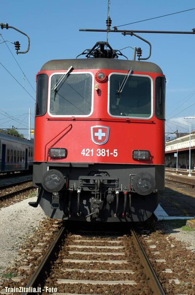 Re421 381