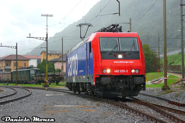 Corsetta prova sotto la pioggia per la Re482.035