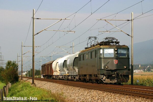 Ae6/6 11485