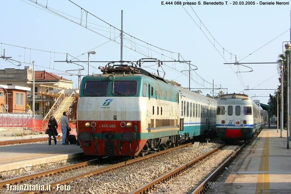 E444.088