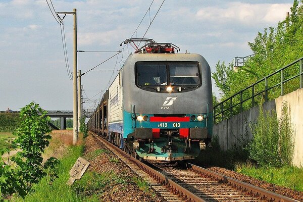 E412 013 at Neufahrn/Freising