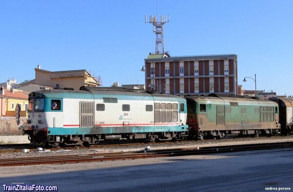 D443 1014 e D443 1022