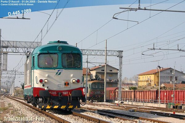D.445 1089