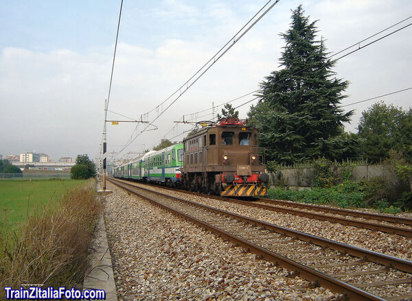 E600